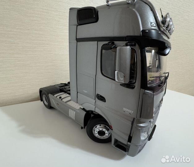 Мерседес Mercedes Actros Gigaspace NZG 1.18