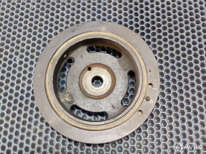 Шкив коленвала Hyundai sonata 4 2.7