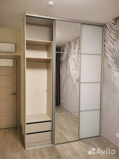Шкаф купе встроенный на заказ