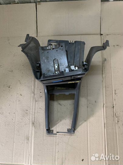 Консоль центральная toyota vista sv32