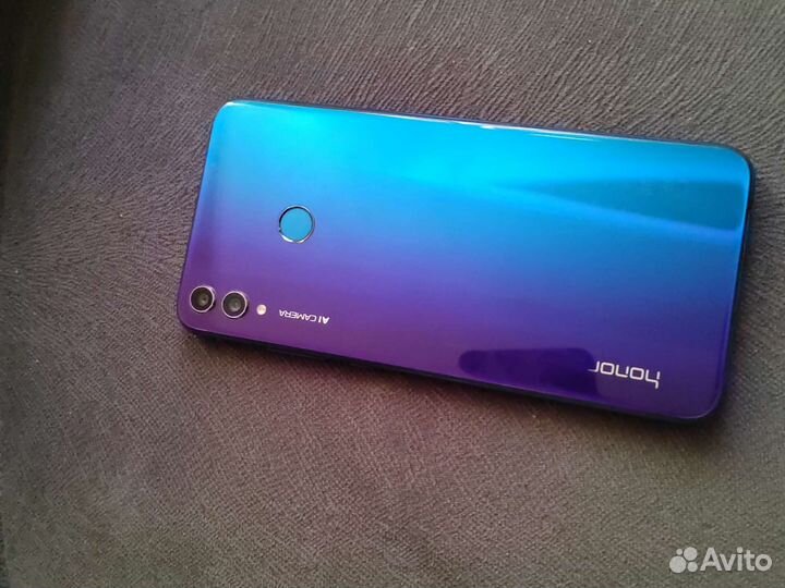 Телефон Honor 8х