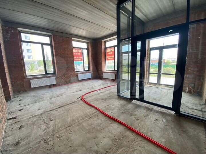 Продам торговое помещение, 101.8 м²