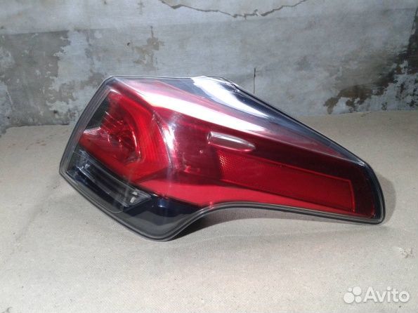 Фонарь задний правый Toyota Rav 4 - 40