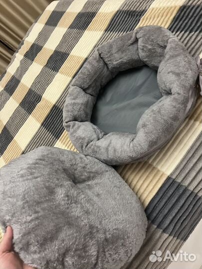 Лежанка для собак и кошек