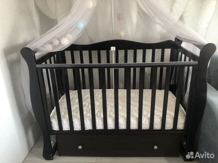 Детская кровать с матрасом бу