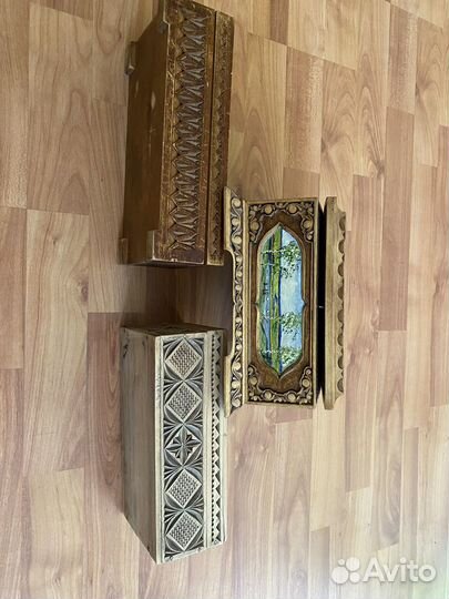 Деревянная резная шкатулка с росписью 50-60 годы