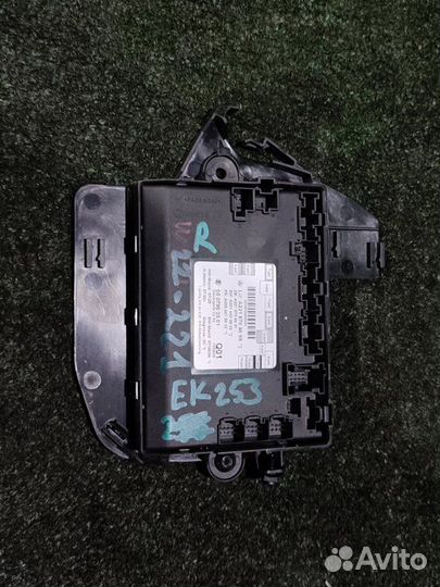 Блок управления дверьми передний правый Mercedes