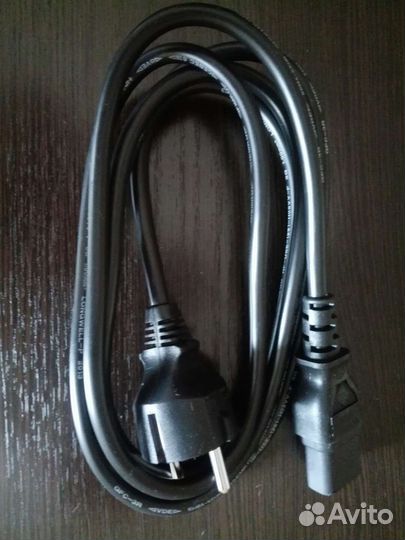 Кабель питания для компьютера или оргтехники