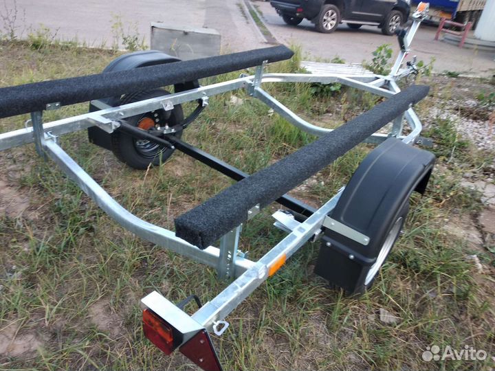 Прицеп легковой для гидроцикла, лодки