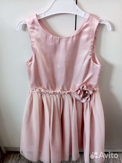 Платье для девочки праздничное
