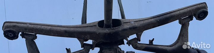 Балка задняя BMW E28 без навесного