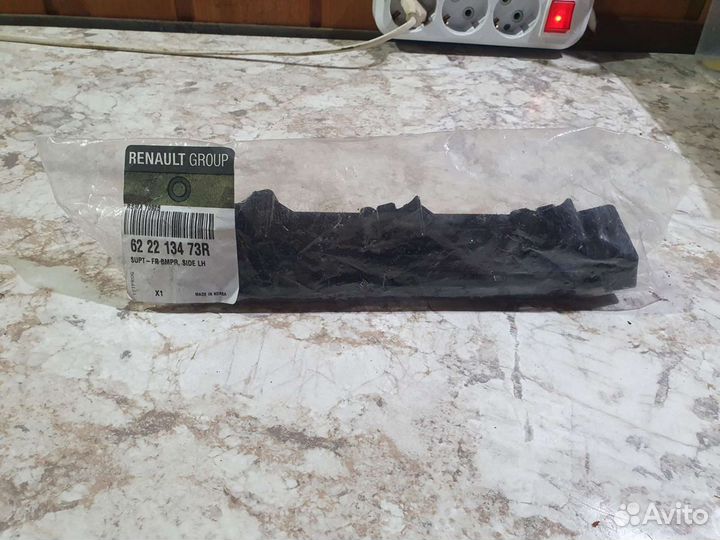 Кронштейн бампера пер.лев. Renault Koleos 12-14г