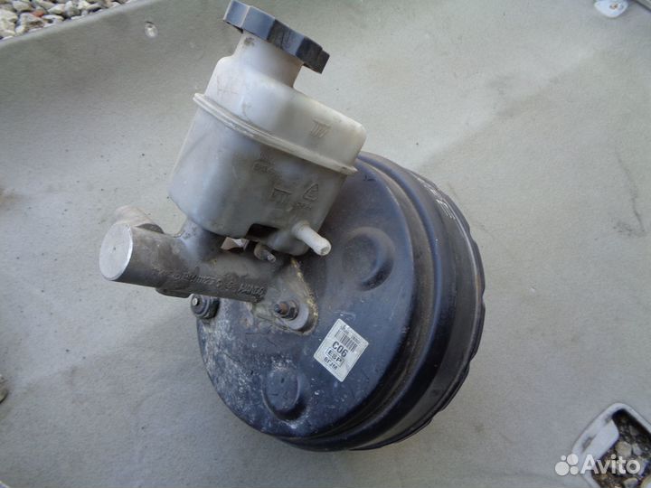 Hyundai santa fe 2 Главный тормозной цилиндр