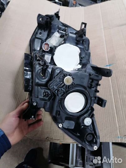 Фара Nissan x-trail t 32 галоген