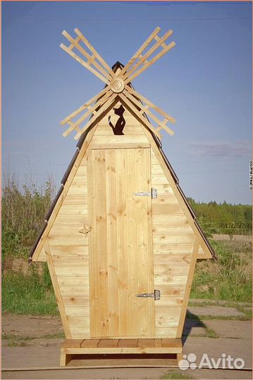 Уличный туалет с декором июц 101