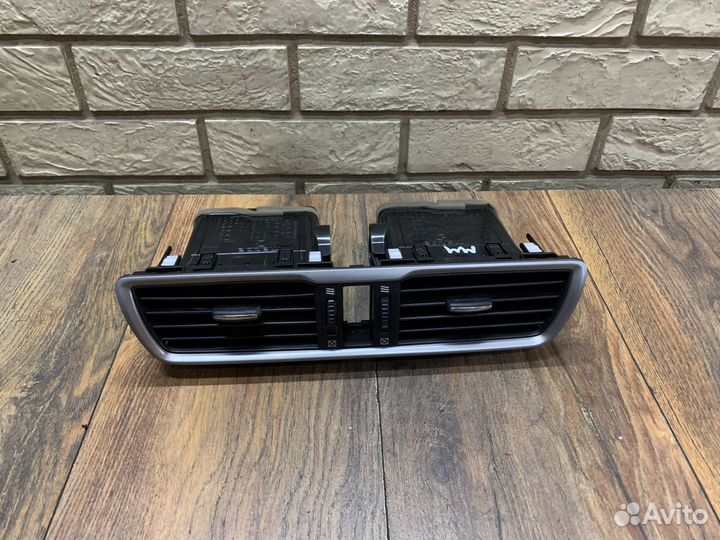 Mazda 3 (BM/BN) Дефлектор воздушный В торпедо