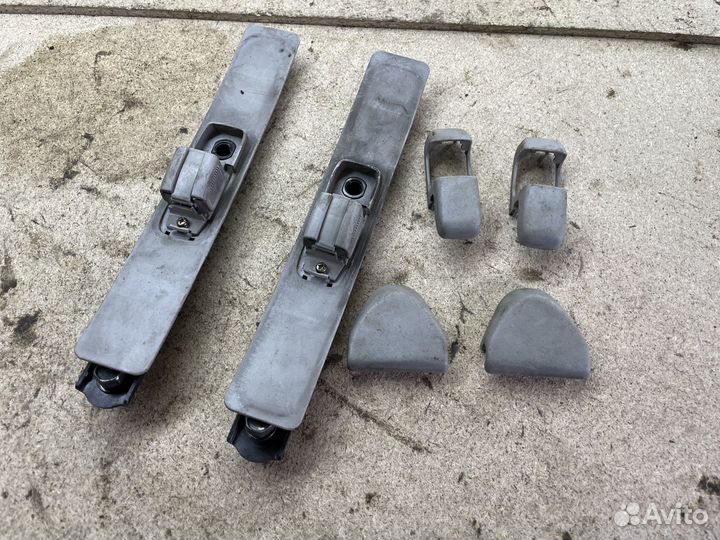 Крепление ремней безопасности Nissan Primera P11