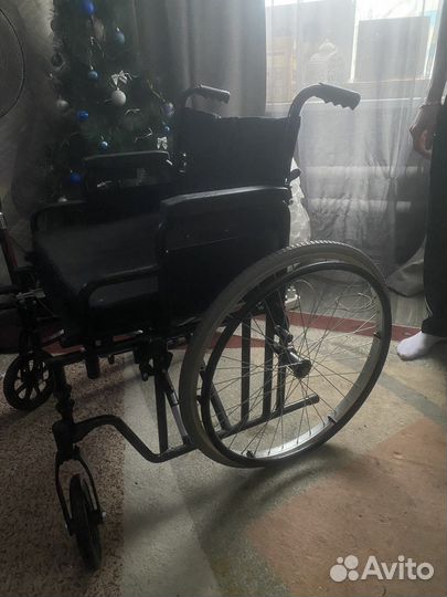 Коляска для инвалидов