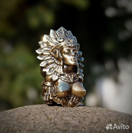 Бусина Темляк Брелок Амазонка Обнаженная Грудь