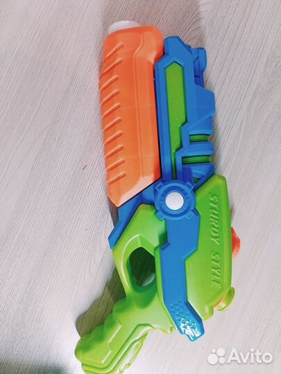 Водный пистолет