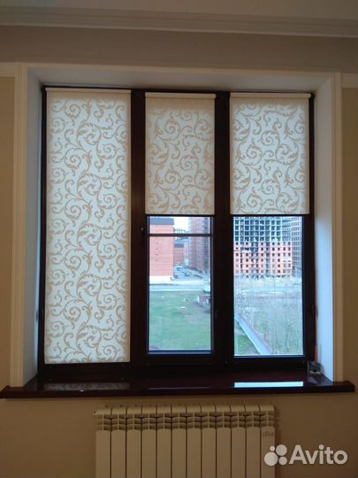 Рулонные шторы, Жалюзи