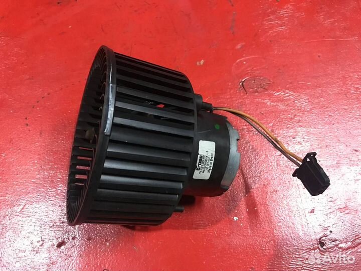 Моторчик вентилятор отопителя печки Bmw X5 E70