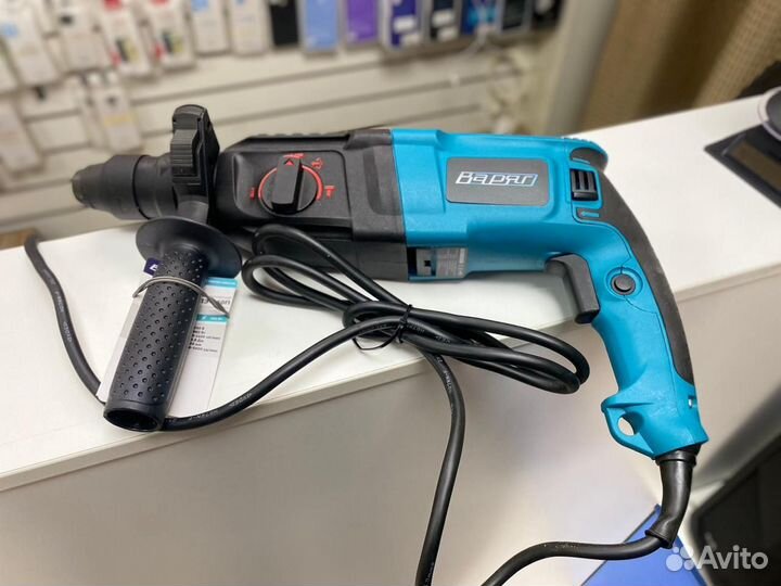 Перфоратор электрический Варяг пэ-960п
