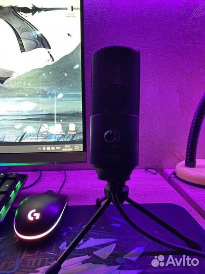 Микрофон настольный Fifine