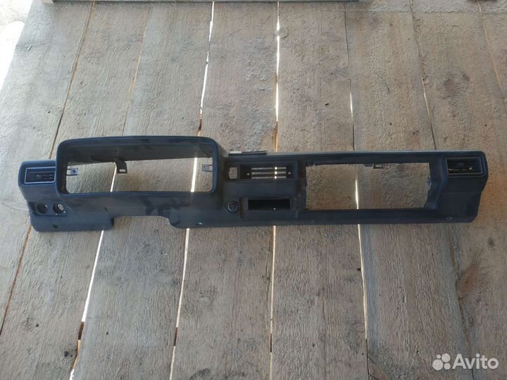 Торпедо ваз 2105 с трещинами