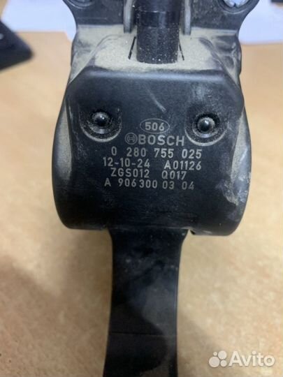 Пeдаль газa Mеrсedes Vitо Viano 639 Sprinter W906