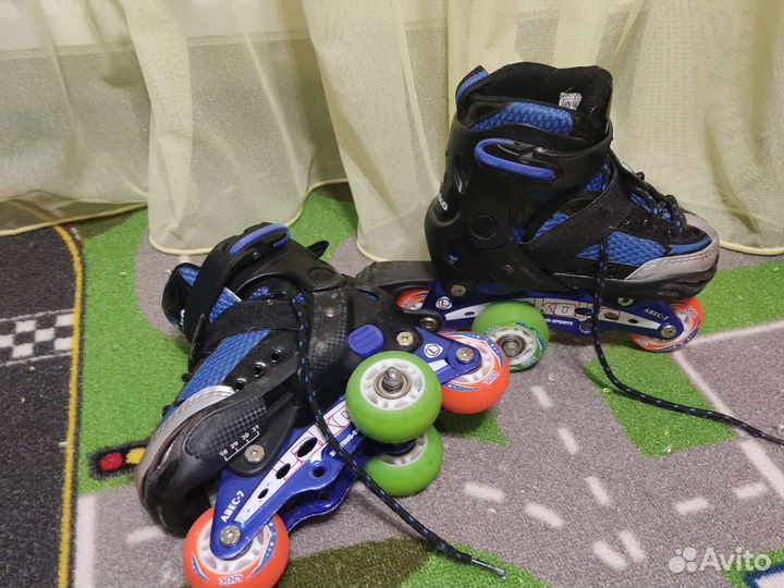 Роликовые коньки детские раздвижные 28-31