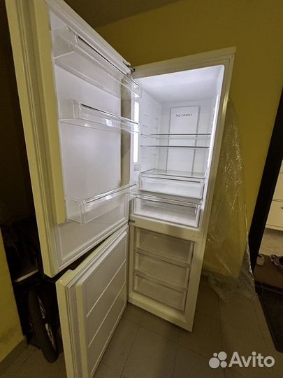 Холодильник haier