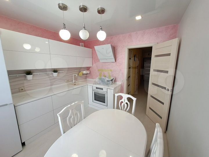 2-к. квартира, 59 м², 10/10 эт.