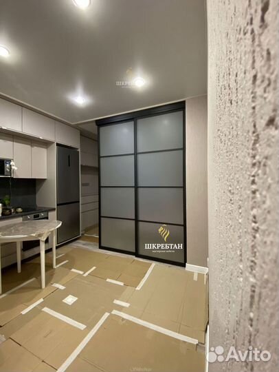 Алюминиевые перегородки для зонирования