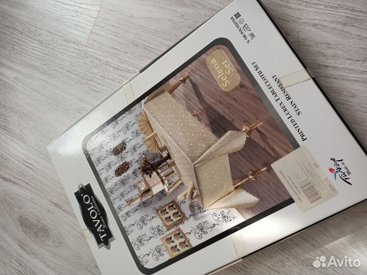 Скатерть с салфетками