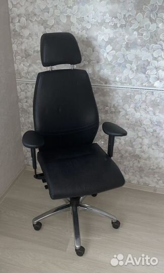 Кресло руководителя Dauphin (Германия) натур кожа