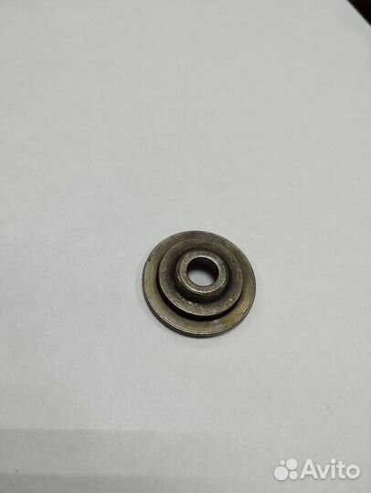 Тарелка клапана audi a8 d2 aуди а8 д2 akg 4,2