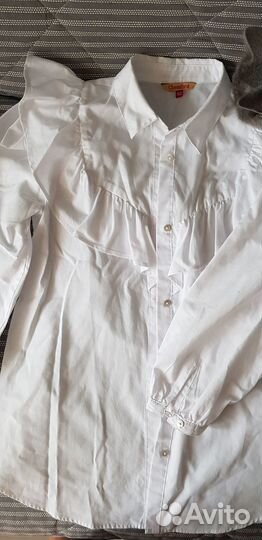 Продам блузу для девочки
