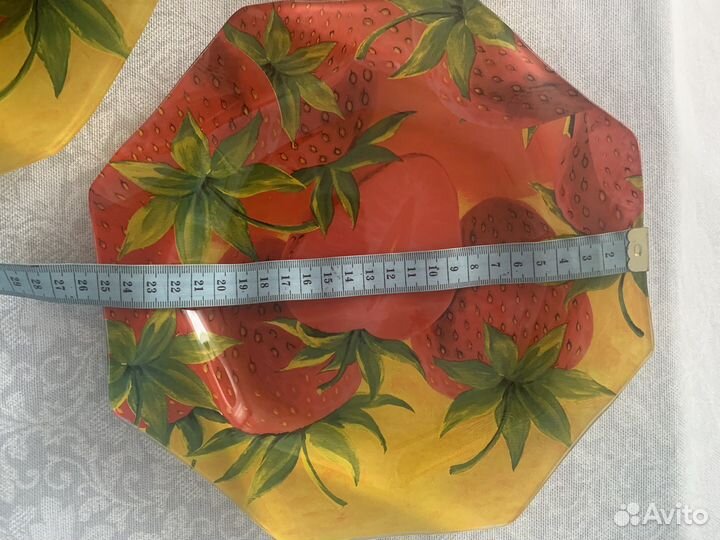 Набор посуды для сервировки