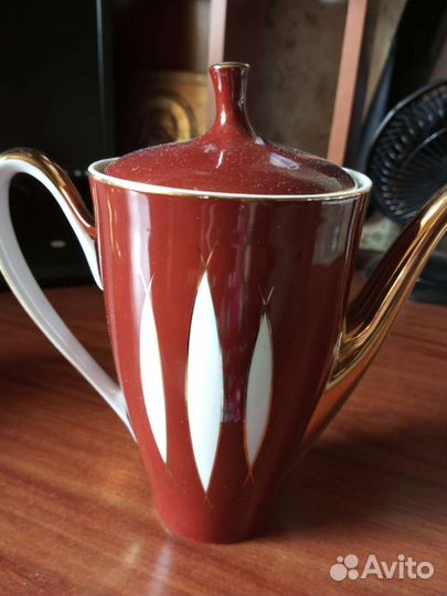 Чайник заварочный Польша и две чашки