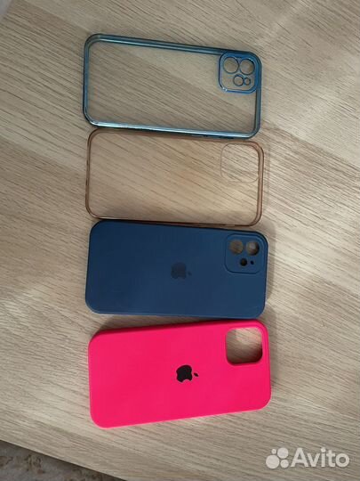 Чехол на iPhone 12