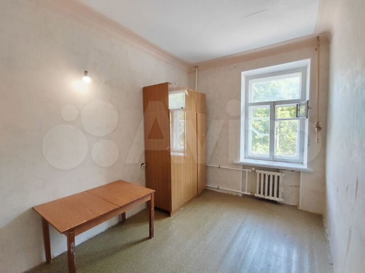 3-к. квартира, 64 м², 2/4 эт.