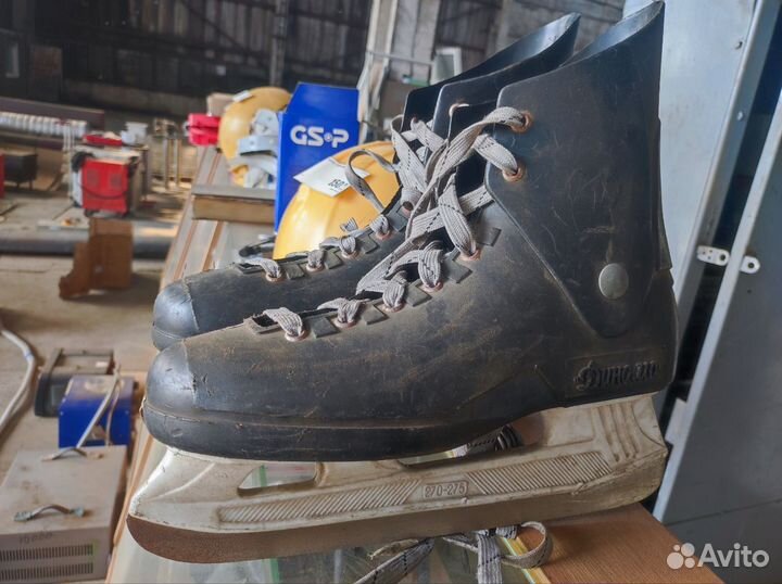 Коньки Динамо 270-275 44