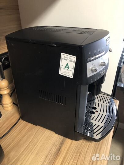 Кофе машина delonghi esam 3000