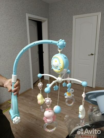 Мобиль на кроватку с проектором