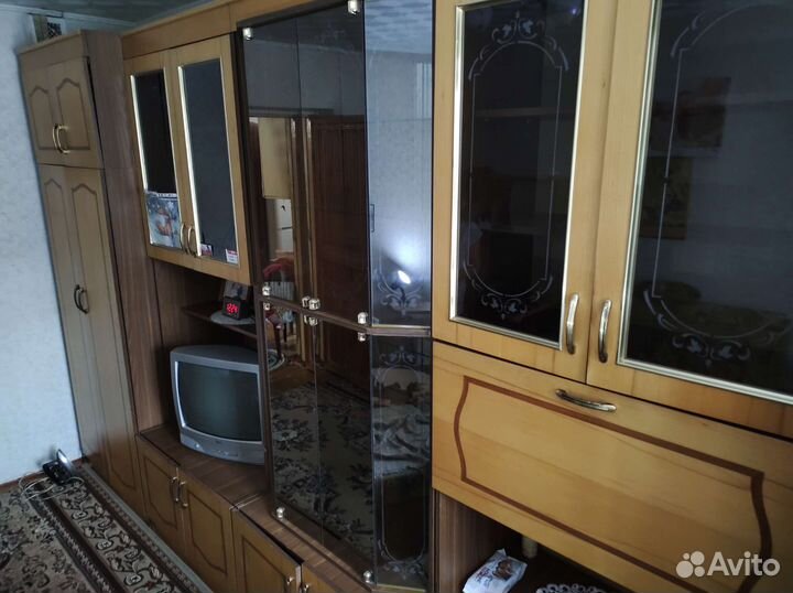 Стенка в гостиную бу