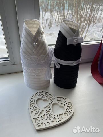 Свадебные украшения (для бутылок и для колец)