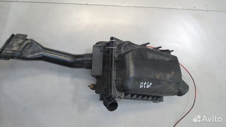 Корпус воздушного фильтра Opel Vectra A, 1994