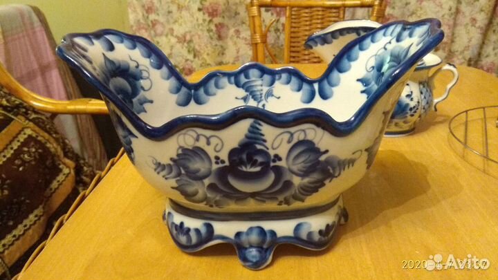 Посуда Гжель