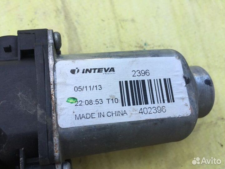 Стеклоподъемник электрический передний правый